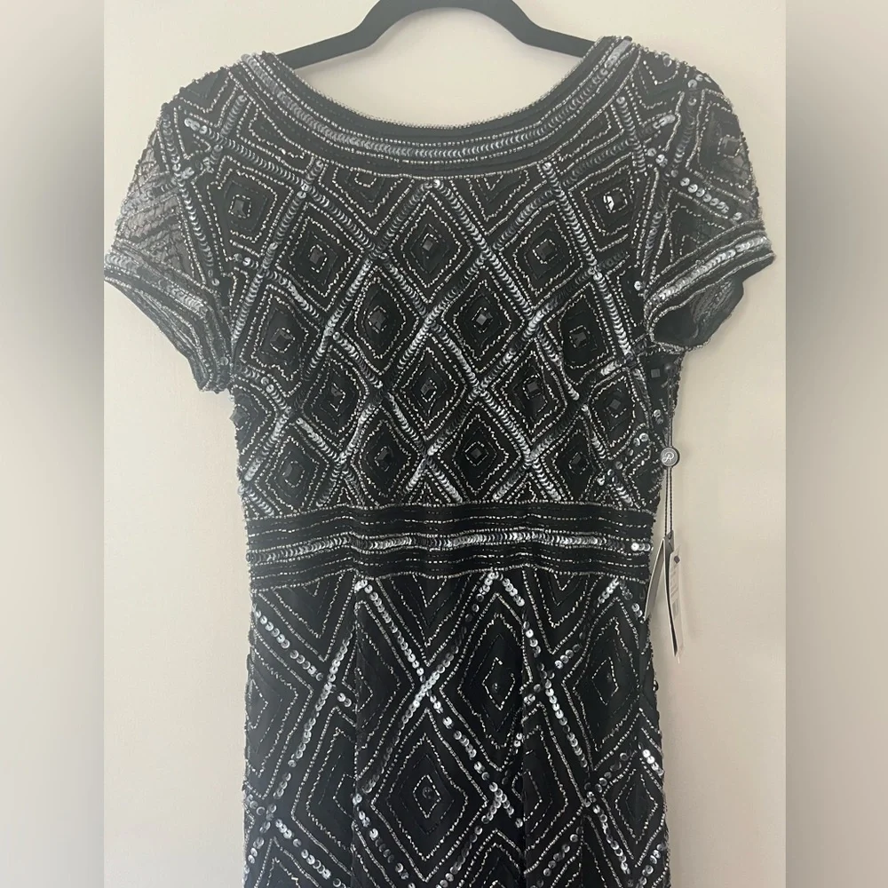 NWT Adrianna Papell Art Deco Diamond Beaded Evening Gown with Cap Sleeves - Picture 7 of 16